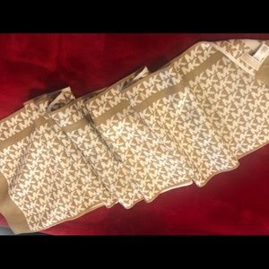 Michael Kors Signature Knit Scarf